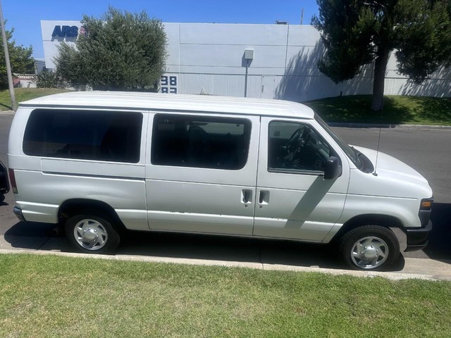 ford e-series econoline wagon 2009 1FBNE31L59DA91553 image ford e-series econoline wagon 2009 1FBNE31L59DA91553 image